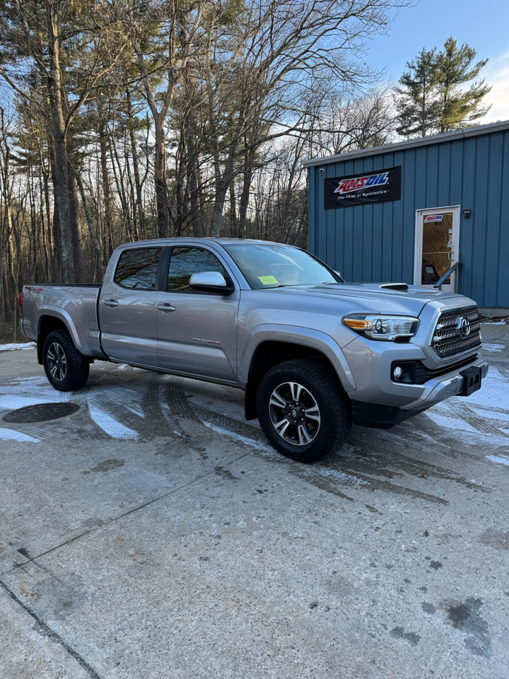 Toyota Tacoma SR5 Double Cab Super Long Bed V6 6AT 4WD 2017