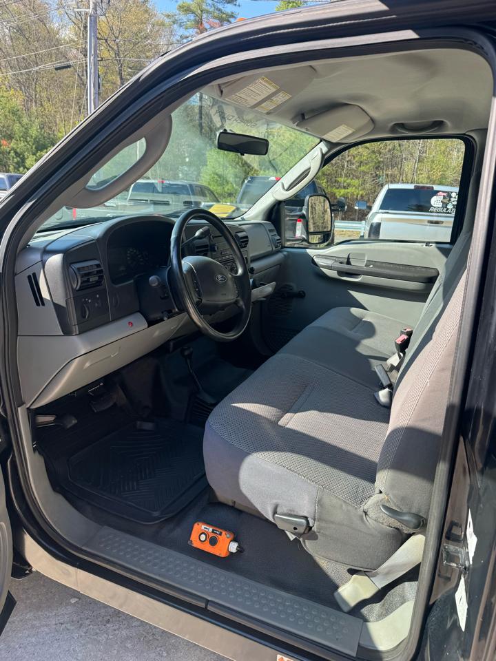 Ford F-450 SD Regular Cab 4WD DRW 2005