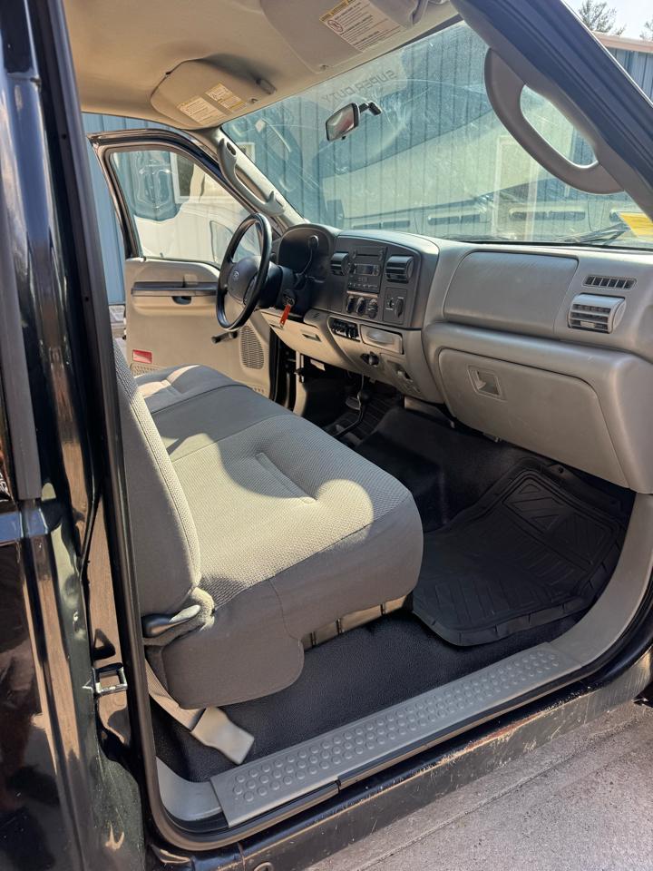 Ford F-450 SD Regular Cab 4WD DRW 2005