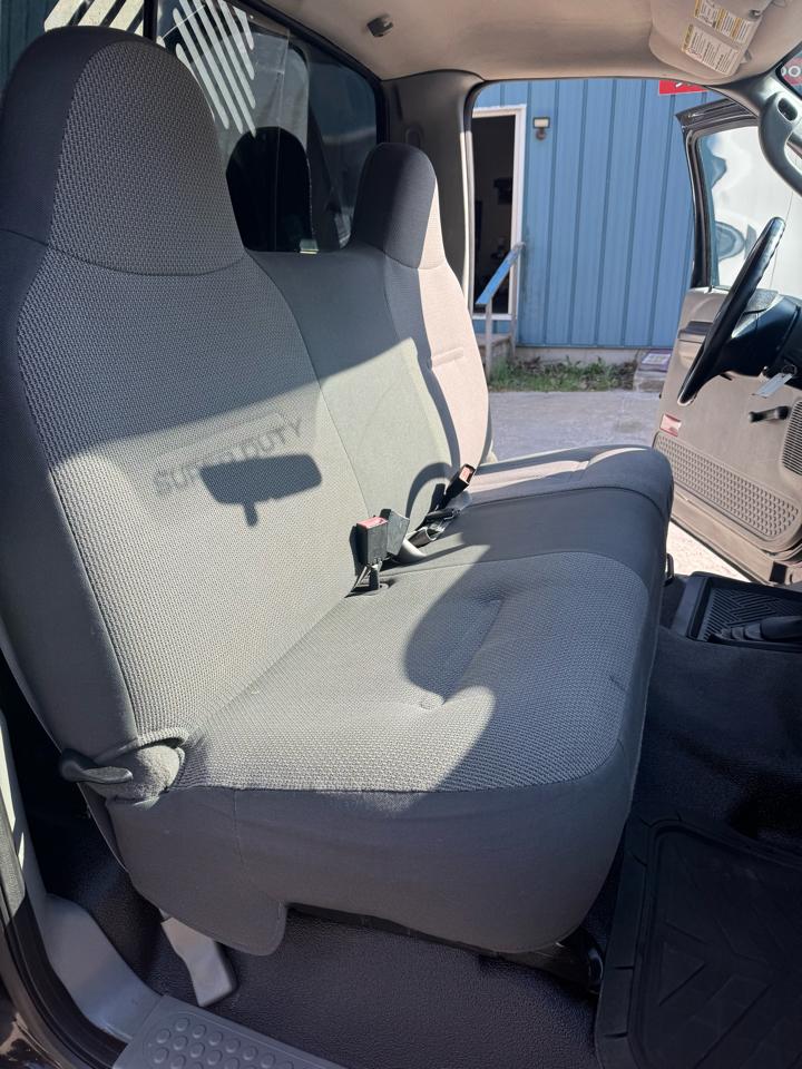 Ford F-450 SD Regular Cab 4WD DRW 2005