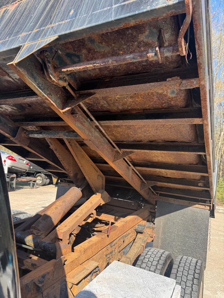 Ford F-450 SD Regular Cab 4WD DRW 2005