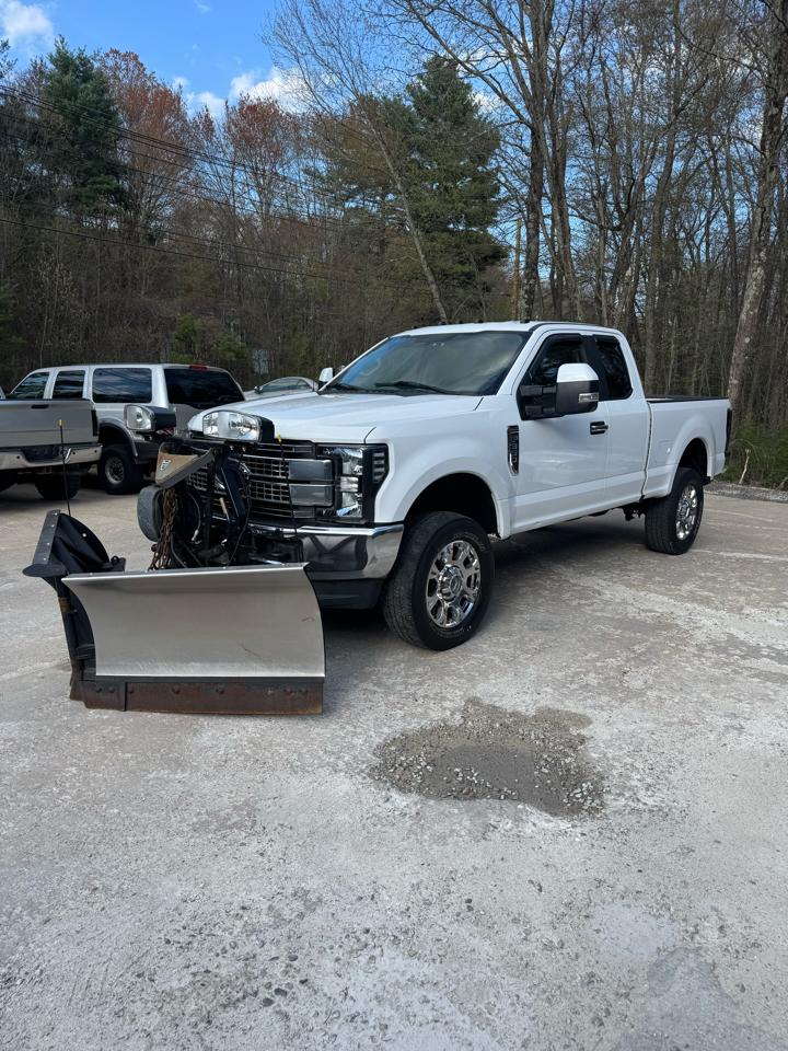 Ford F-250 SD XLT SuperCab SWB 4WD 2017