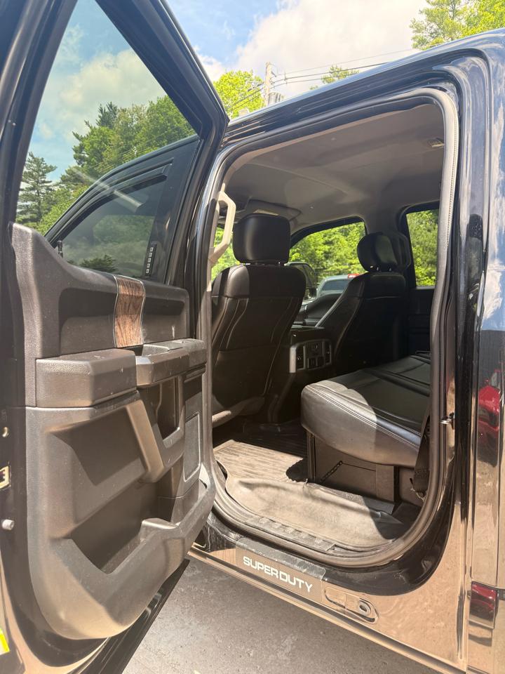 Ford F-350 SD Lariat Crew Cab Short Bed 4WD 2018