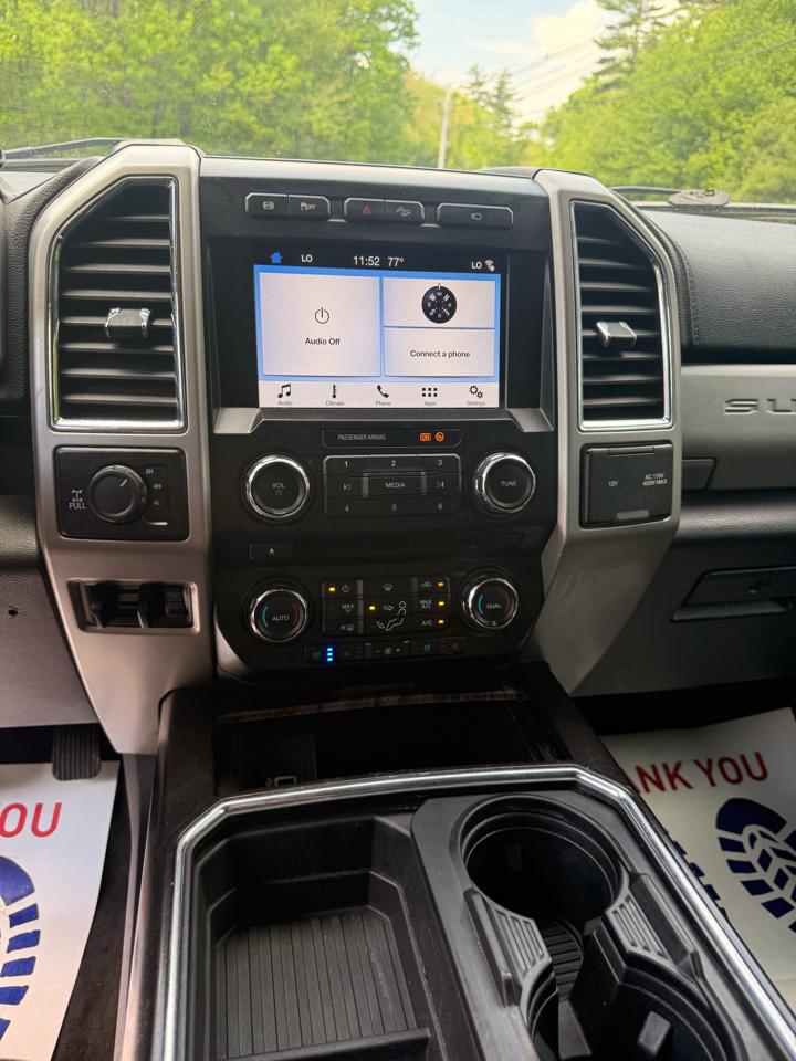 Ford F-350 SD Lariat Crew Cab Short Bed 4WD 2018