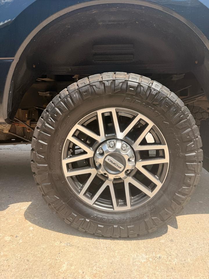 Ford F-350 SD Lariat Crew Cab Short Bed 4WD 2018