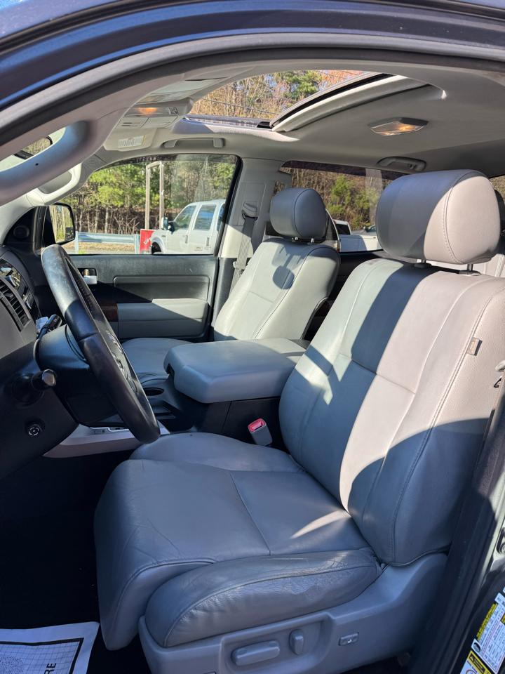 Toyota Tundra Limited 5.7L CrewMax 4WD 2012