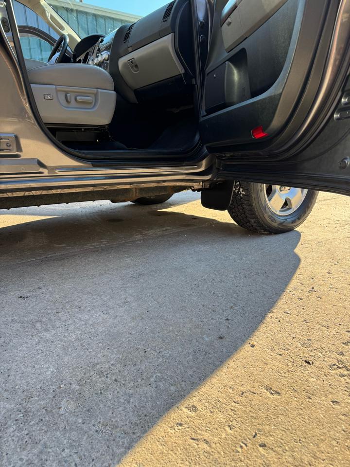 Toyota Tundra Limited 5.7L CrewMax 4WD 2012