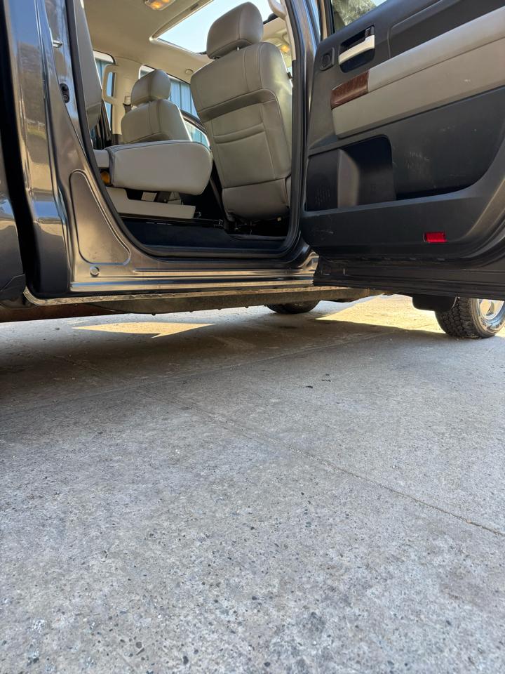 Toyota Tundra Limited 5.7L CrewMax 4WD 2012