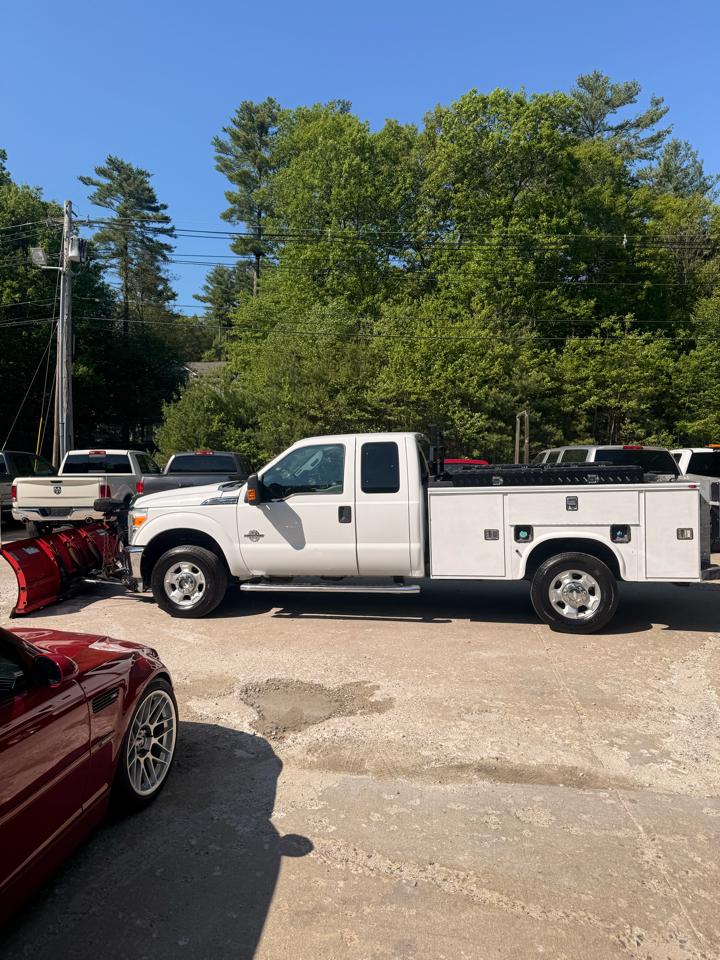 Ford F-350 SD XL SuperCab 4WD 2012