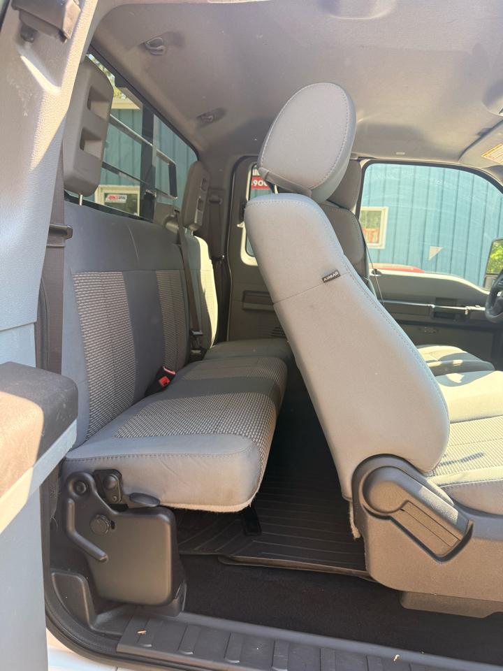 Ford F-350 SD XL SuperCab 4WD 2012