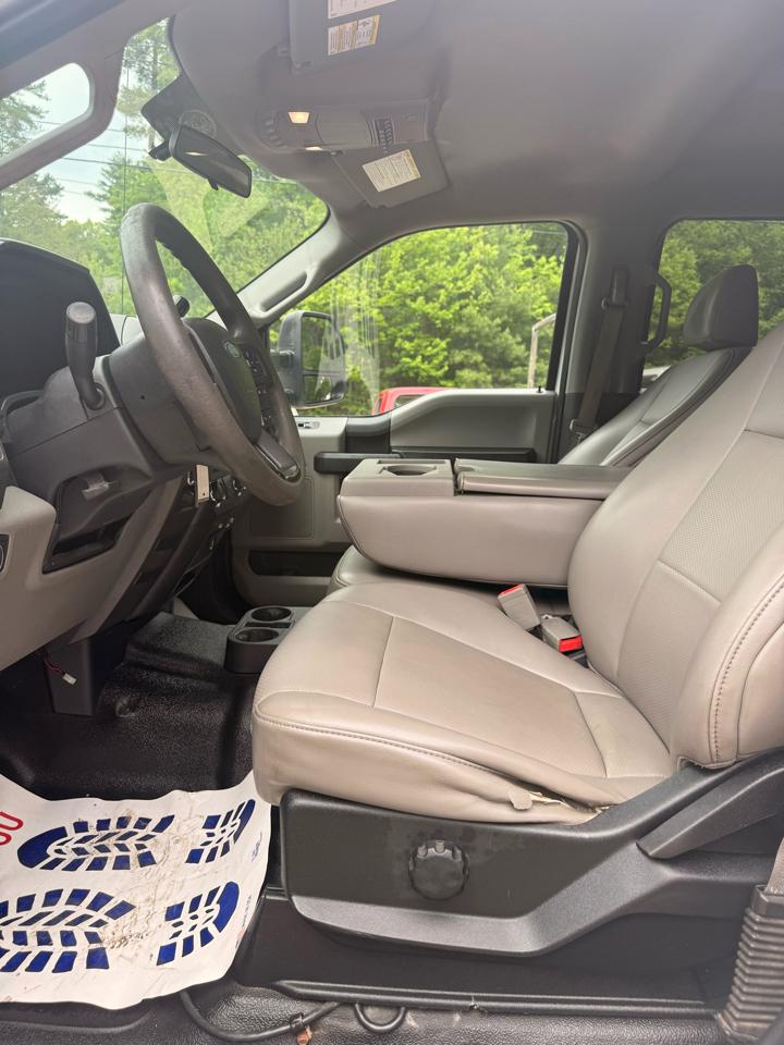 Ford F-550 Crew Cab DRW 4WD 2019