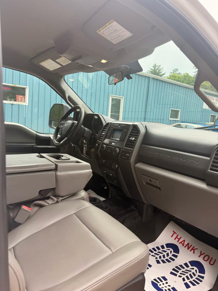 Ford F-550 Crew Cab DRW 4WD 2019