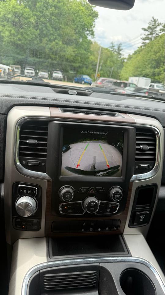 RAM 1500 Laramie Quad Cab 4WD 2016