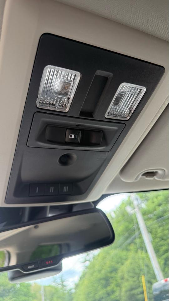 RAM 1500 Laramie Quad Cab 4WD 2016