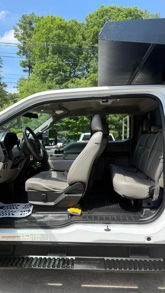 Ford F-550 SuperCab DRW 4WD 2018