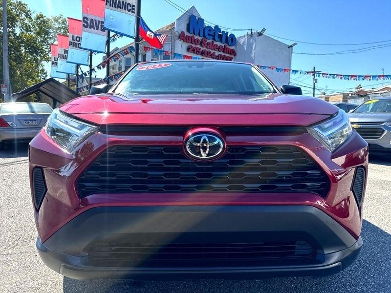 Toyota RAV4 LE 2023
