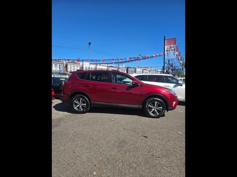 Toyota RAV4 XLE FWD 2018