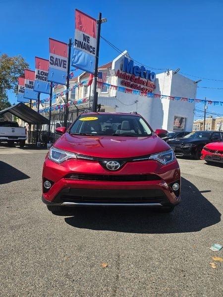 Toyota RAV4 XLE FWD 2018