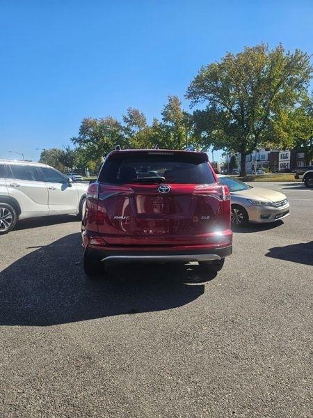 Toyota RAV4 XLE FWD 2018