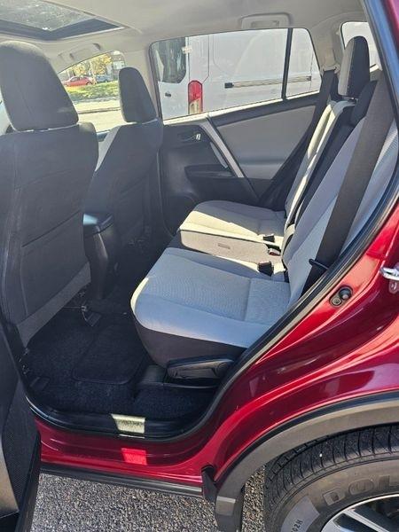 Toyota RAV4 XLE FWD 2018