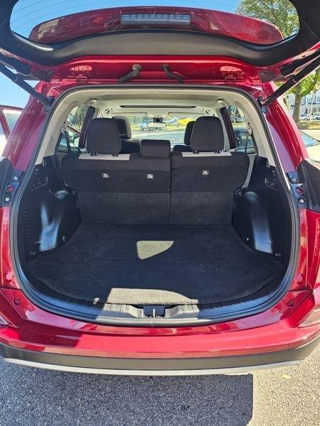 Toyota RAV4 XLE FWD 2018