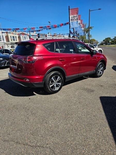 Toyota RAV4 XLE FWD 2018