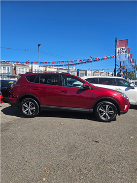 2018 Toyota RAV4 XLE FWD