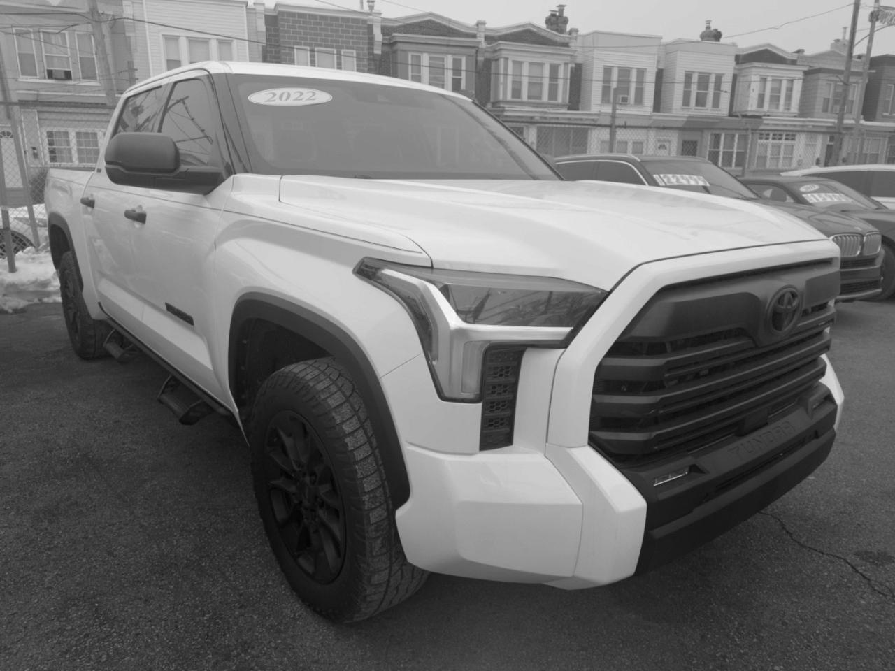 Toyota Tundra SR5 CrewMax 4WD 2022