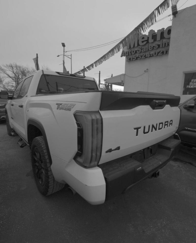 Toyota Tundra SR5 CrewMax 4WD 2022