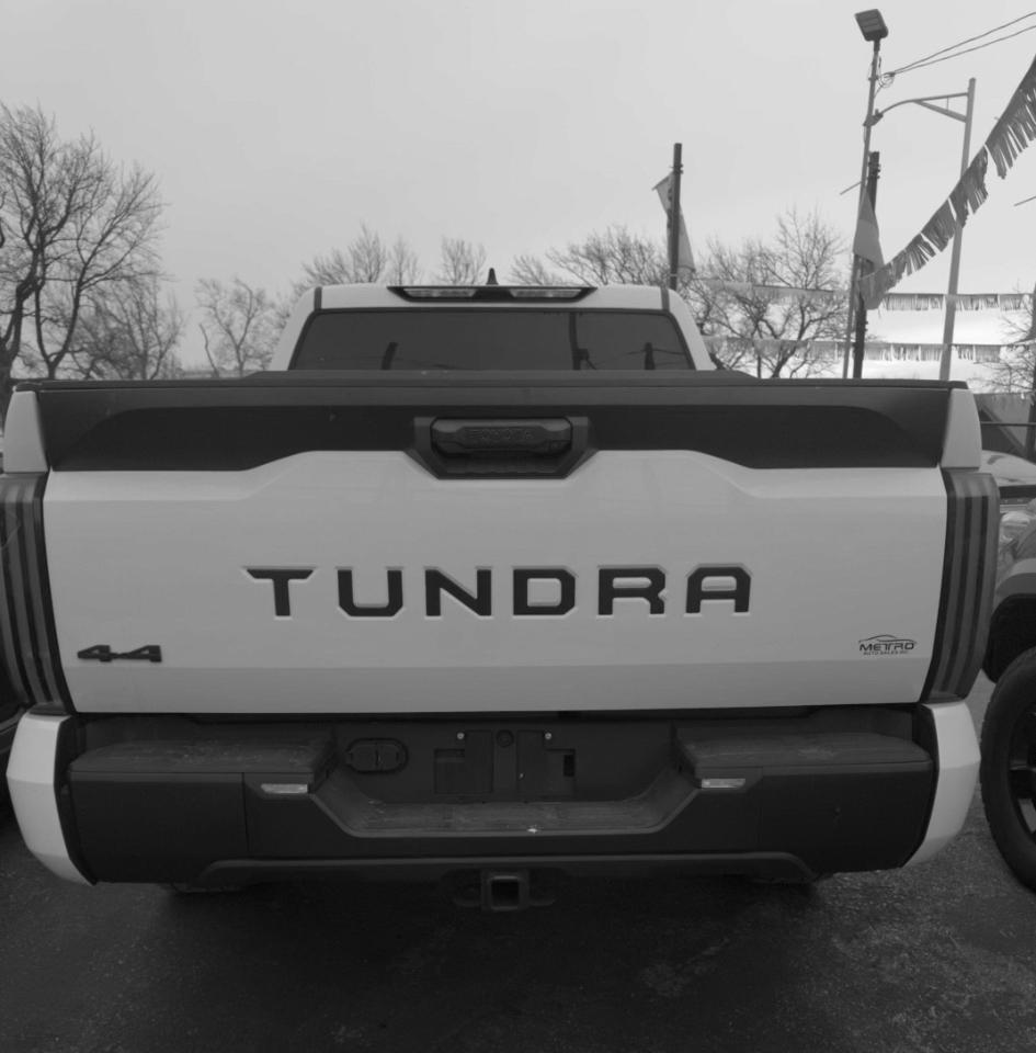 Toyota Tundra SR5 CrewMax 4WD 2022