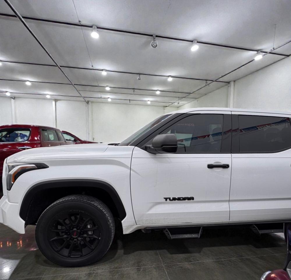 Toyota Tundra SR5 CrewMax 4WD 2022
