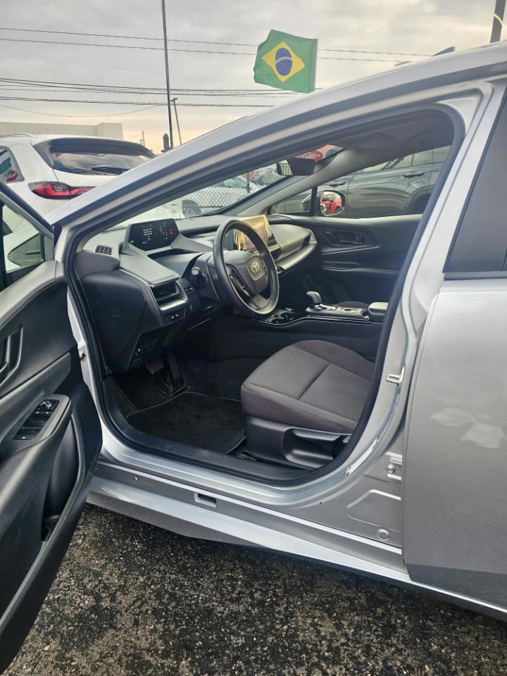 Toyota Prius LE 2023