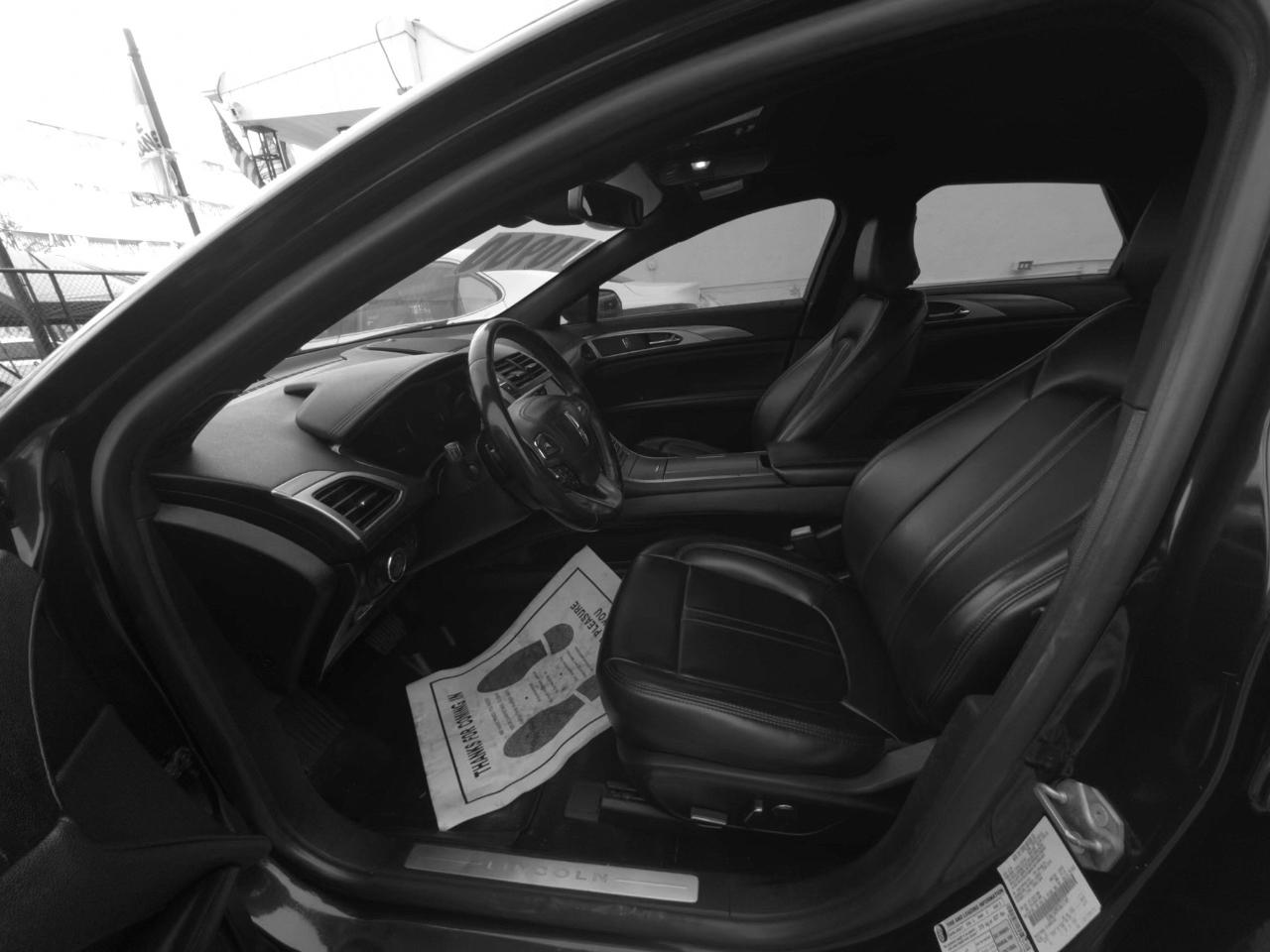 Lincoln MKZ Base 2020