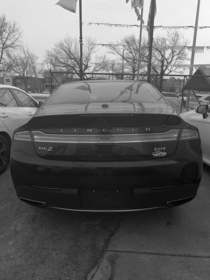 Lincoln MKZ Base 2020