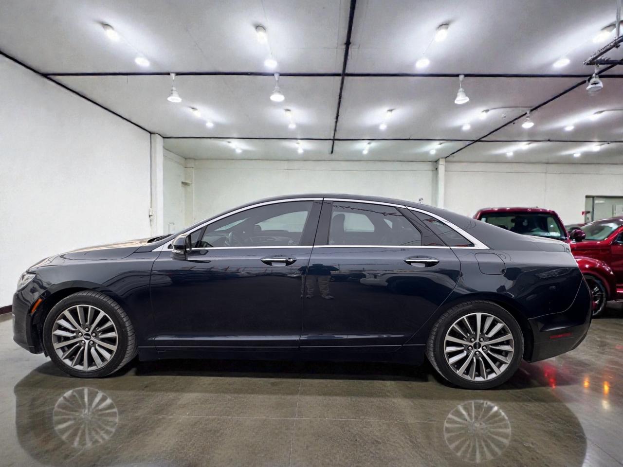 Lincoln MKZ Base 2020