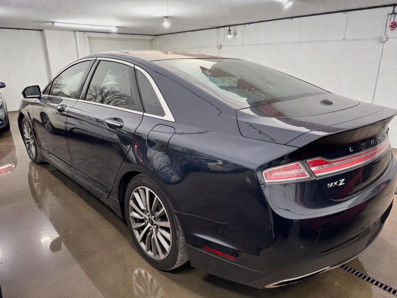 Lincoln MKZ Base 2020