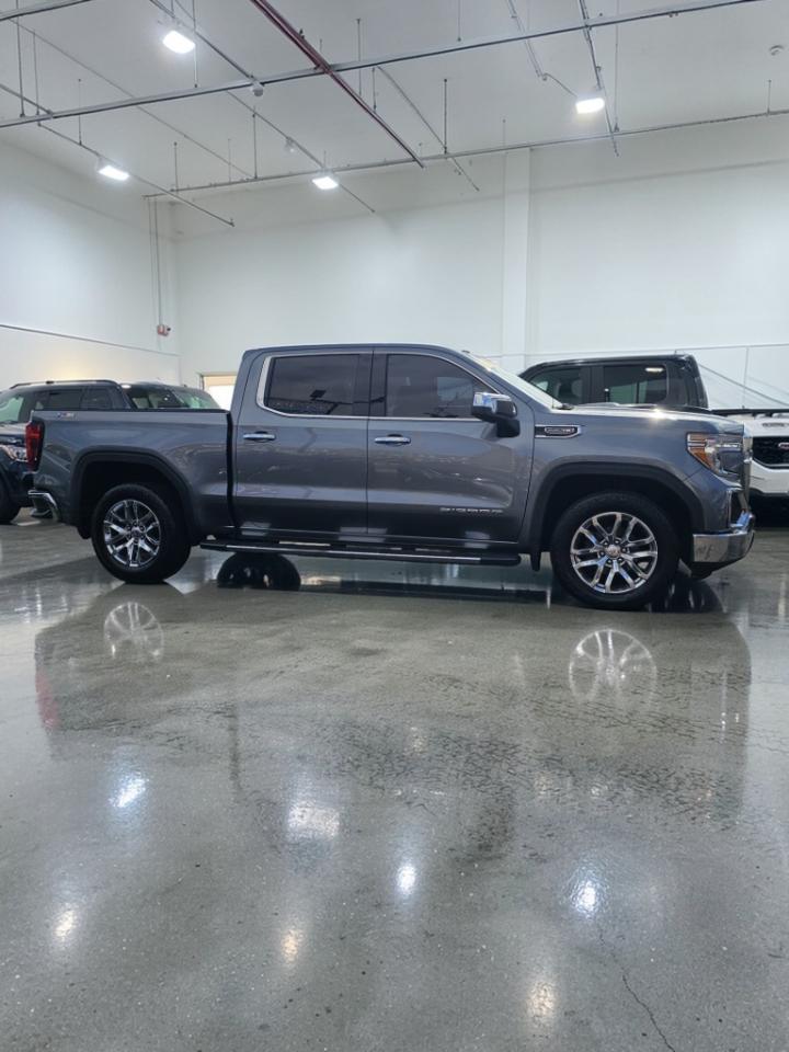 GMC Sierra 1500 4WD Crew Cab 143.5" SLT 2021