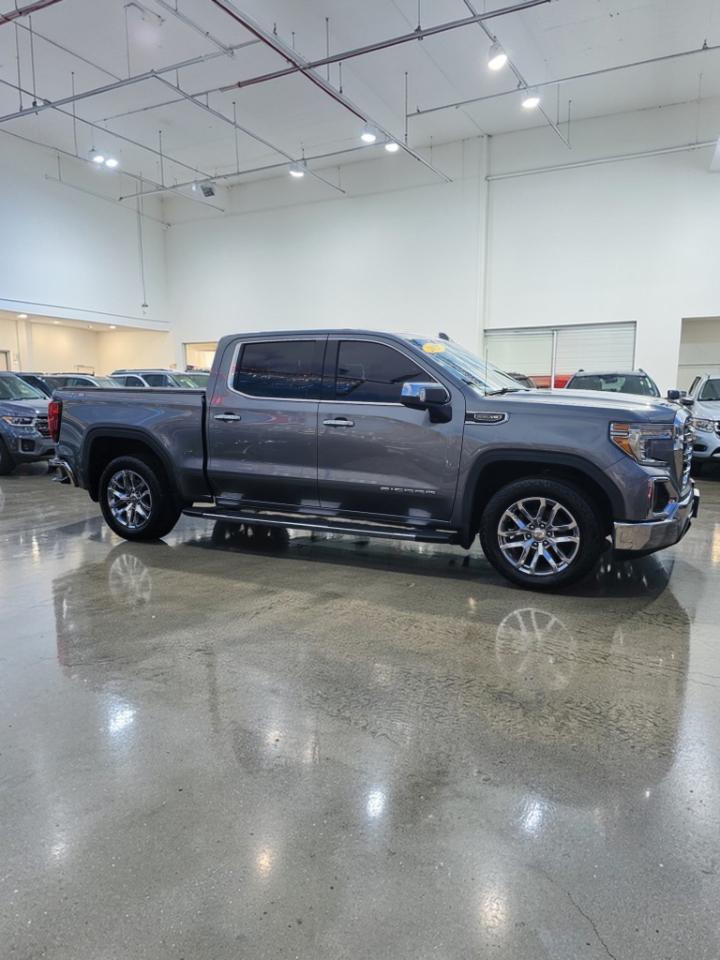 GMC Sierra 1500 4WD Crew Cab 143.5" SLT 2021