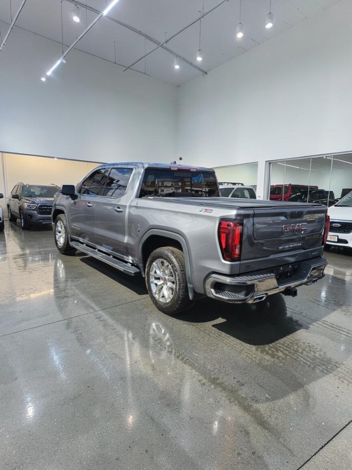 GMC Sierra 1500 4WD Crew Cab 143.5" SLT 2021