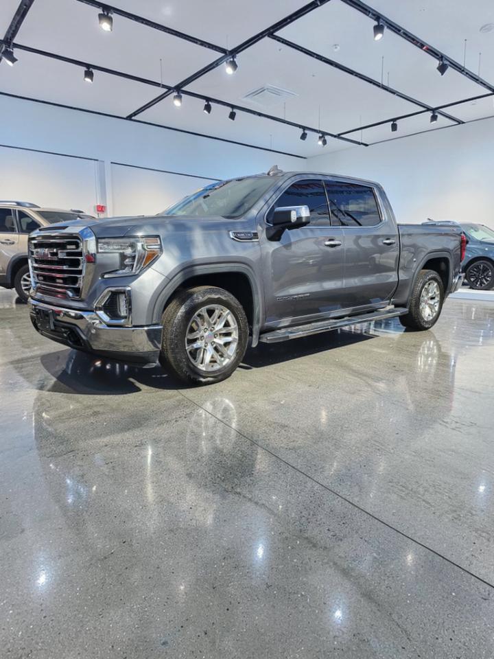 GMC Sierra 1500 4WD Crew Cab 143.5" SLT 2021