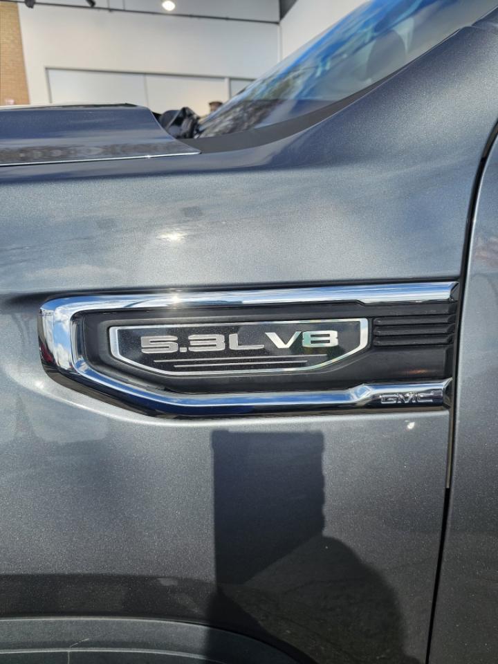 GMC Sierra 1500 4WD Crew Cab 143.5" SLT 2021