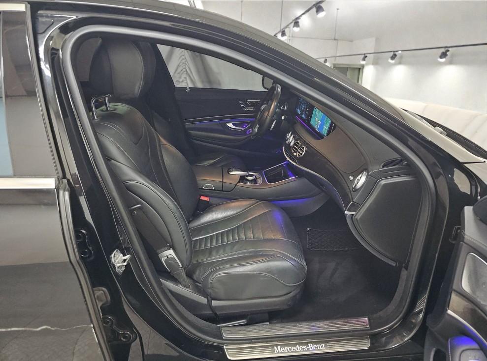 Mercedes-Benz S-Class S560 2018