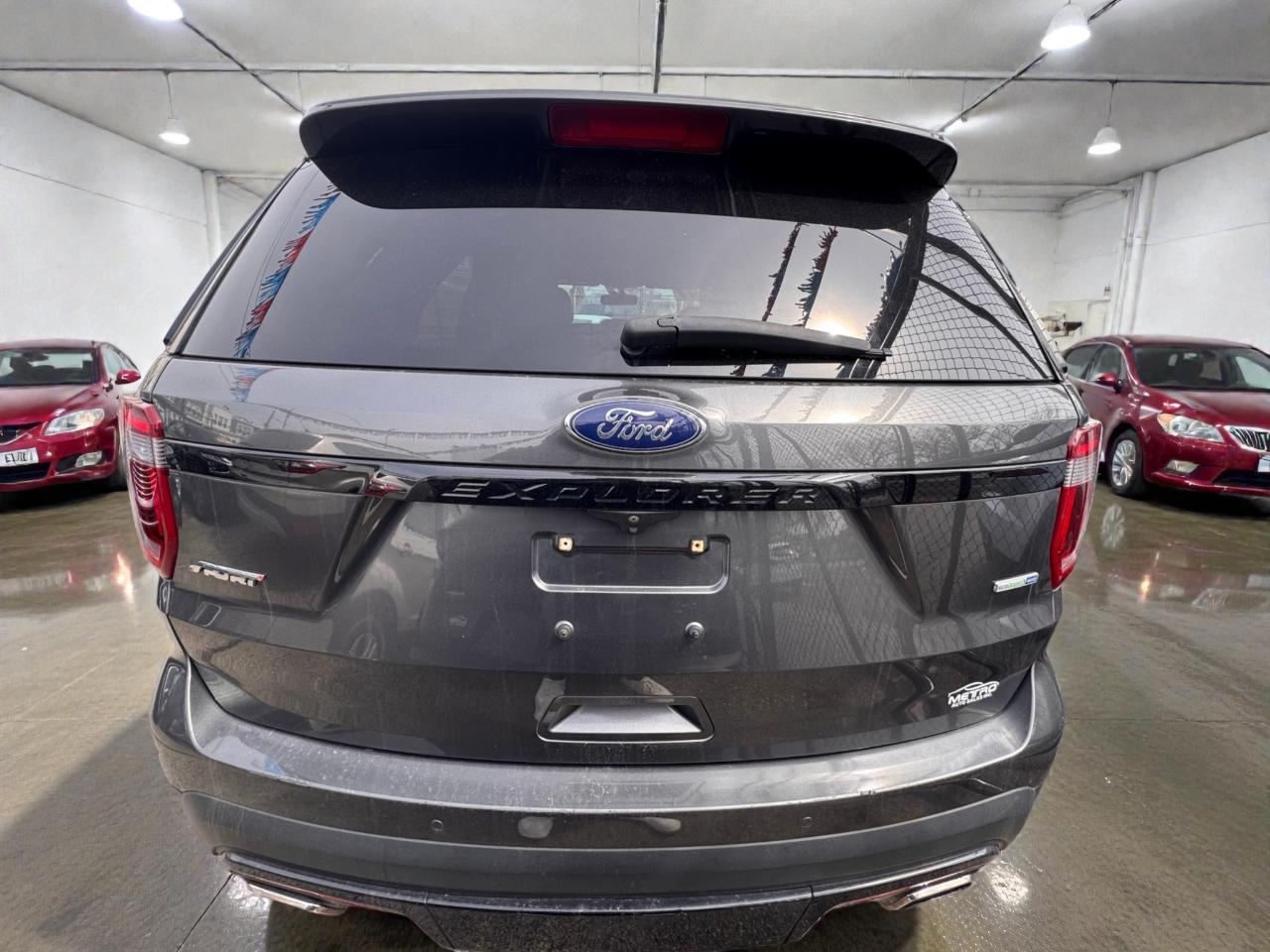 Ford Explorer Sport 4WD 2017