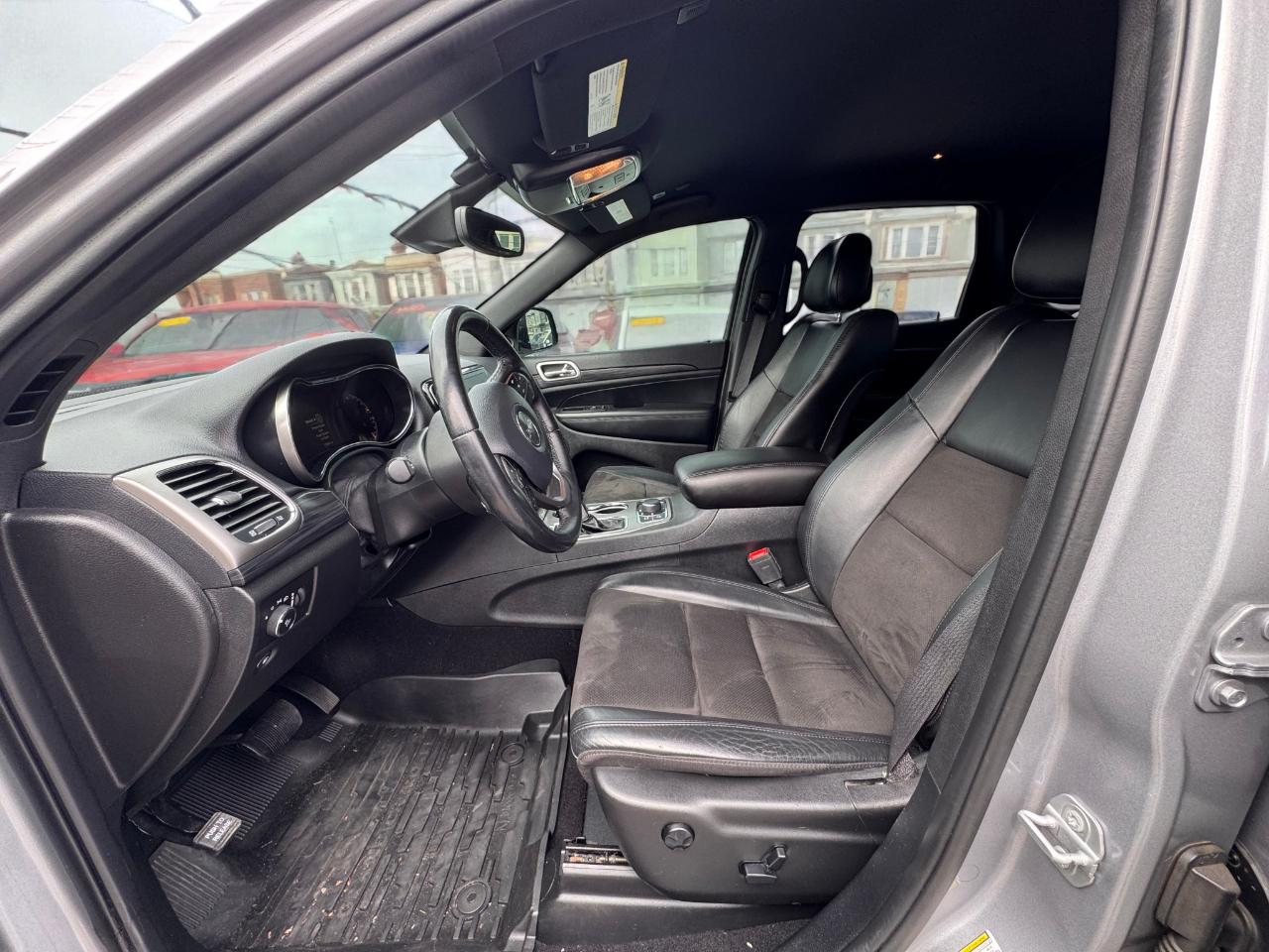 Jeep Grand Cherokee  2021