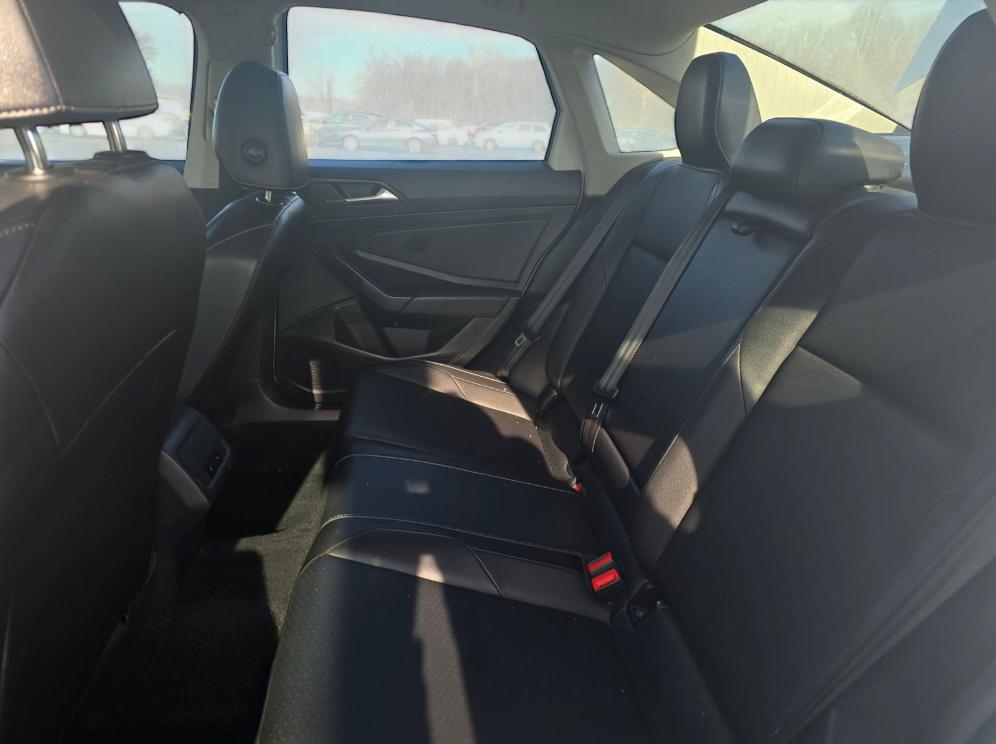 Volkswagen Jetta Sedan 4dr Auto 1.8T SEL 2019