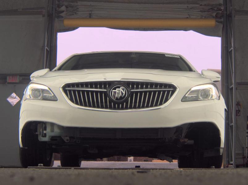 Buick LaCrosse 4dr Sdn Premium 1 FWD 2018