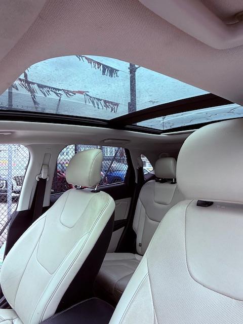 Ford Edge 4dr Titanium FWD 2017