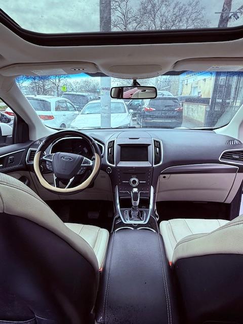 Ford Edge 4dr Titanium FWD 2017