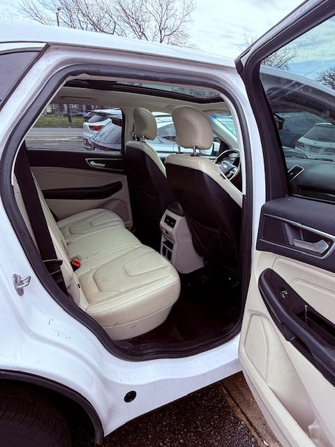 Ford Edge 4dr Titanium FWD 2017