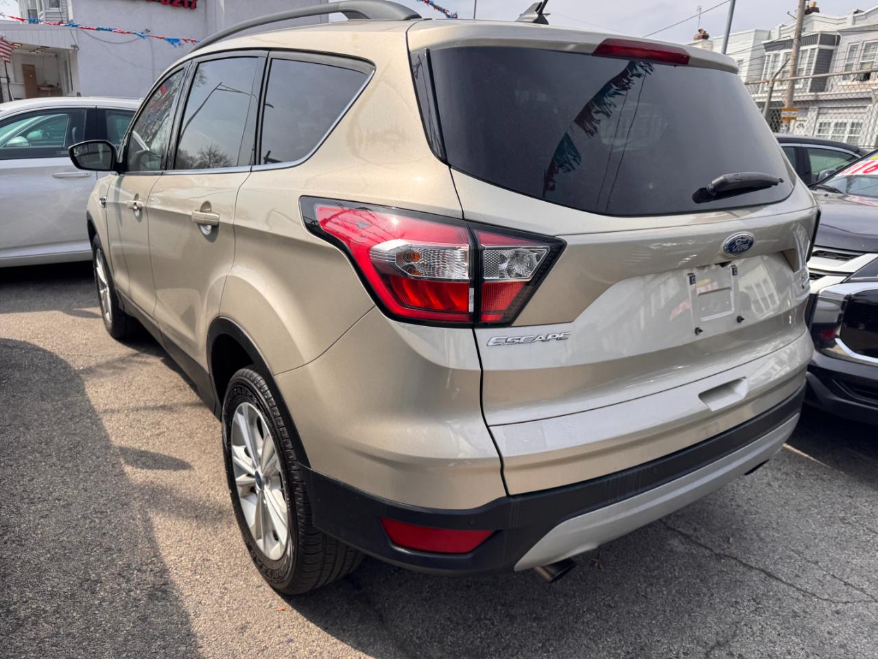 Ford Escape SEL 4WD 2018